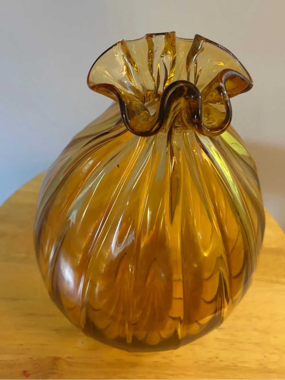 N/A elegant amber